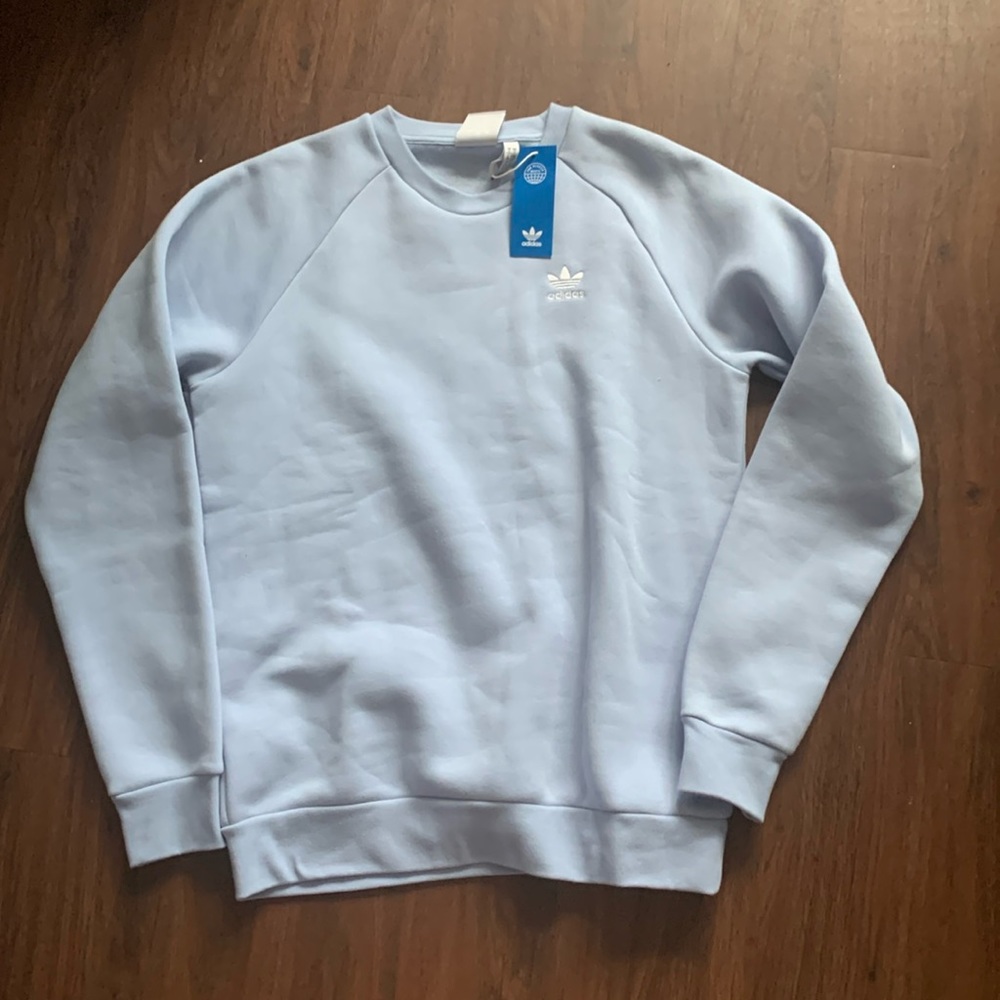 Adidas Essential Crewneck in baby blue